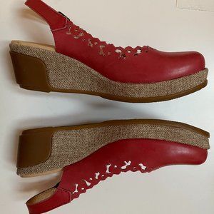 Red El Naturalista Wedge Sandals Size 7